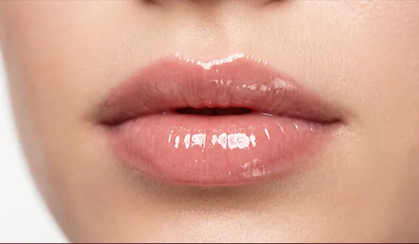 -Epilation laser // Glaçage des lévres